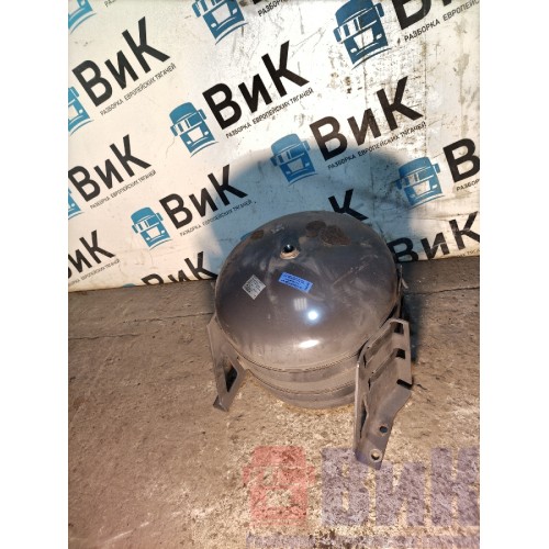 Ресивер 39л Renault T 017895 в сборе с кронштейнами (075)