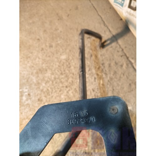 Поручень за кабину / кронштейн спойлера Renault T 017895 (496)-3