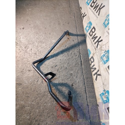 Поручень за кабину / кронштейн спойлера Renault T 017895 (496)-4