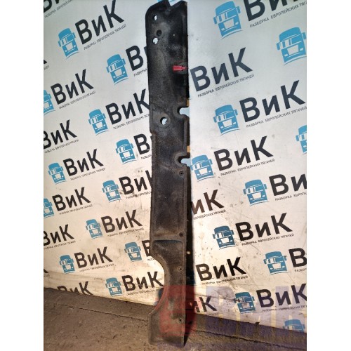 Пыльник двигателя Renault T 017895 с кабины LH (538)