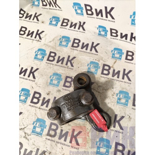 Кронштейн переднего стабилизатора Renault T 017895 (670)-3