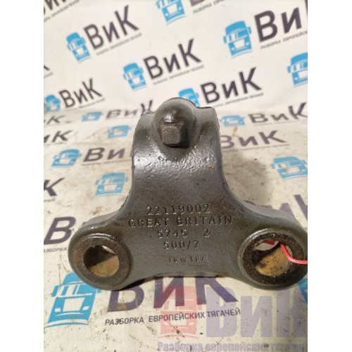 Кронштейн переднего стабилизатора Renault T 017895 (670)-1