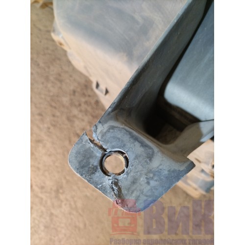 Подножка верхняя Renault T 005469 в сборе с крышкой инструм.ящика LH (деф.) (571)-2