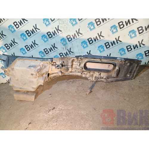 Подножка верхняя Renault T 005469 в сборе с крышкой инструм.ящика RH (деф.) (570)-1