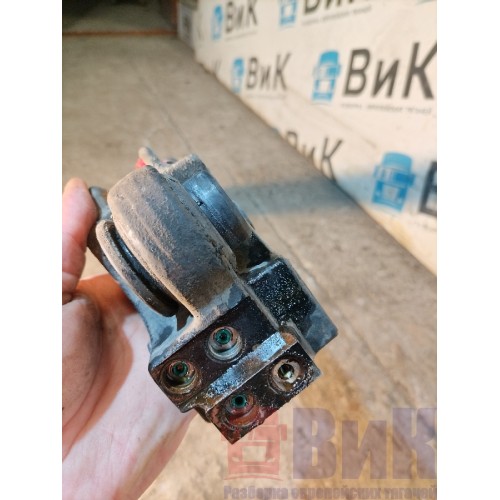 Цилиндр подъема кабины Renault T 005496 LH с деф. (440)-1