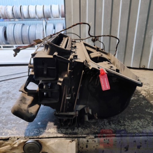 Салонный отопитель (печка) MAN TGA BEHR (347) -2