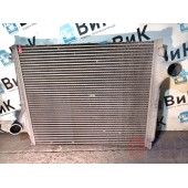 Интеркулер Renault T 005496 с деф. (262)