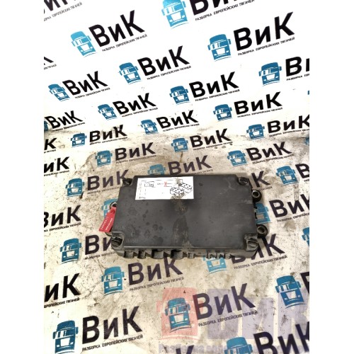 Коробка распределительная Adblue Renault T 005496 с предохранителями (317)