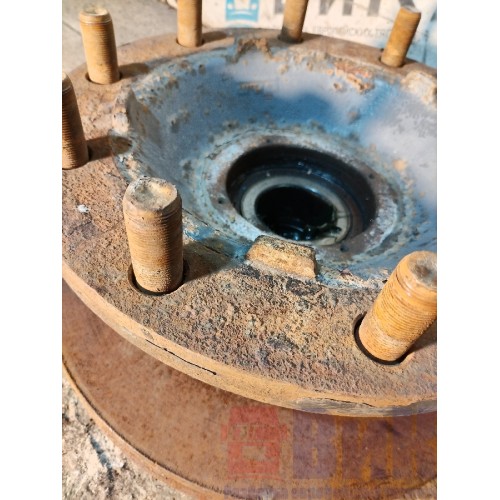 Ступица передняя DAF диск.торм./блок подш. (245)-3