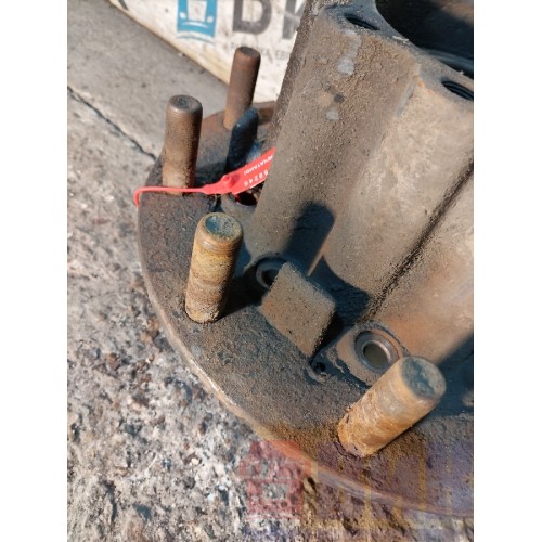 Ступица задняя Mercedes диск.торм./разбор.подш. (249)-4