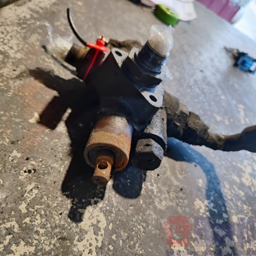 Распределитель гидравлический LIWA HYDRAULICS (752)-5