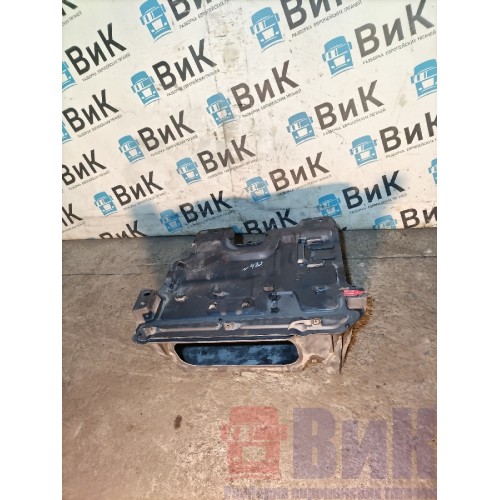 Ящик инструментальный Renault T 005496 RH (145)