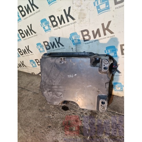 Ящик инструментальный Renault T 005496 RH (145)-1