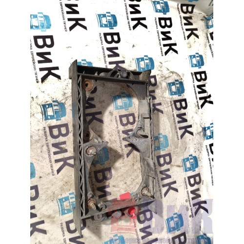 Кронштейн ПТФ DAF 105 991137 LH (130)-1