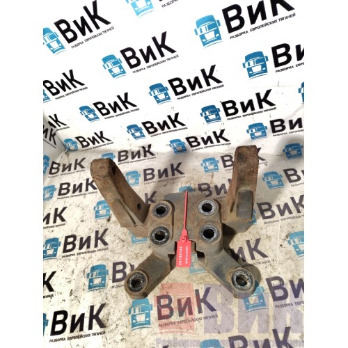 Кронштейн буксировочного крюка DAF 105 991137 (990)