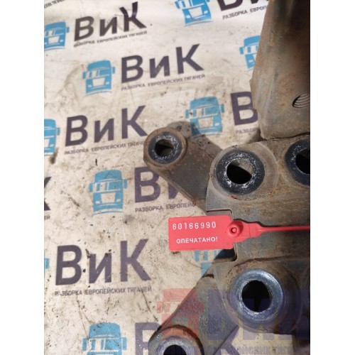 Кронштейн буксировочного крюка DAF 105 991137 (990)-2