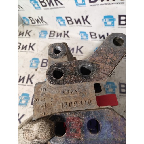 Кронштейн буксировочного крюка DAF 105 991137 (993)-3