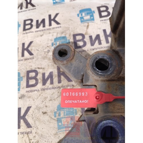 Кронштейн буксировочного крюка DAF 105 991137 (993)-2