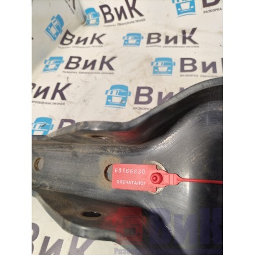 Кронштейн замка кабины MAN TGX 052300 (830)-3