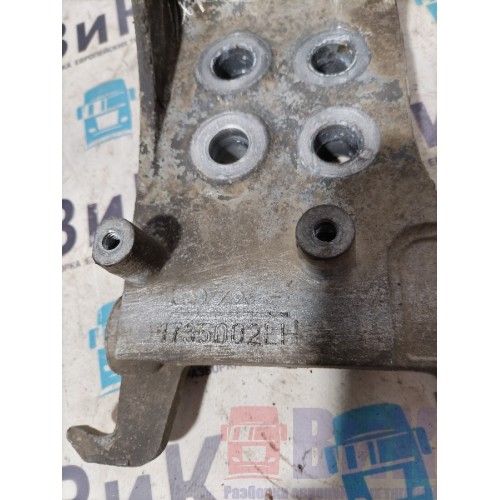 Кронштейн бампера DAF 105 930166 LH (653)-3