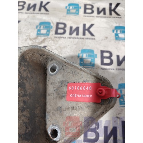 Кронштейн полукрыла DAF 105 930166 алюм. (646)-2