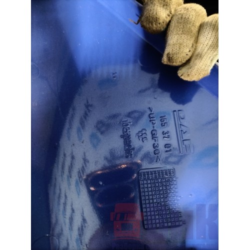 Спойлер кабины DAF 105 930166 верхний (526)-6