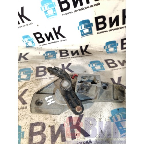 Ручка открывания двери DAF 105 930166 внутренняя LH (685)