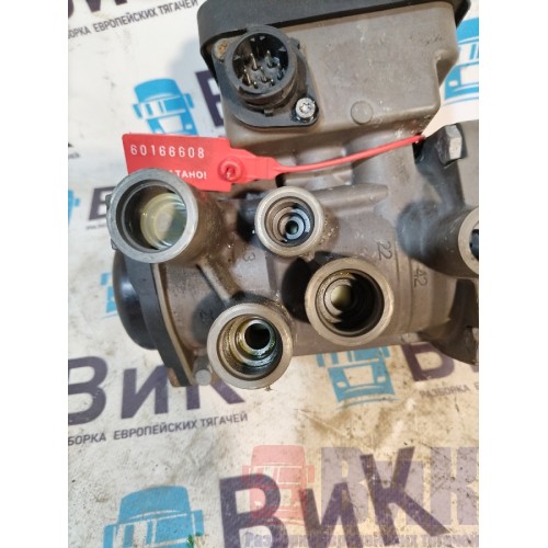 Кран управления тормозами прицепа Scania R440 176096 (608)-2