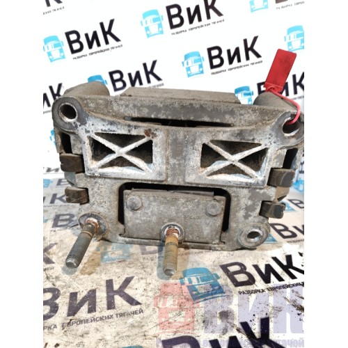 Подушка КПП Scania R440 176096 (470)-4