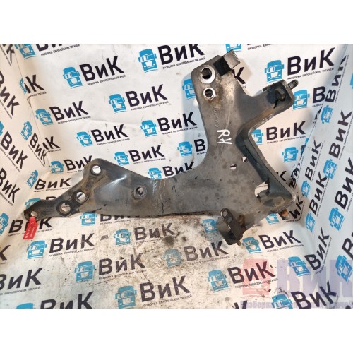 Кронштейн усилителя бампера Scania R440 176096 RH (455)