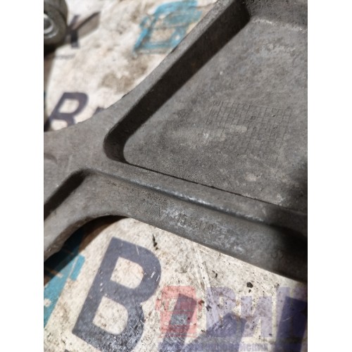 Кронштейн корпуса воздушного фильтра Scania R440 176096 (394)-1