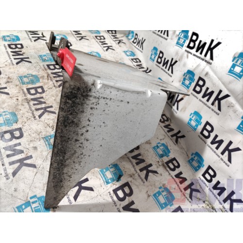 Накладка теплозащитного кожуха глушителя Scania R440 176096 (371)-3