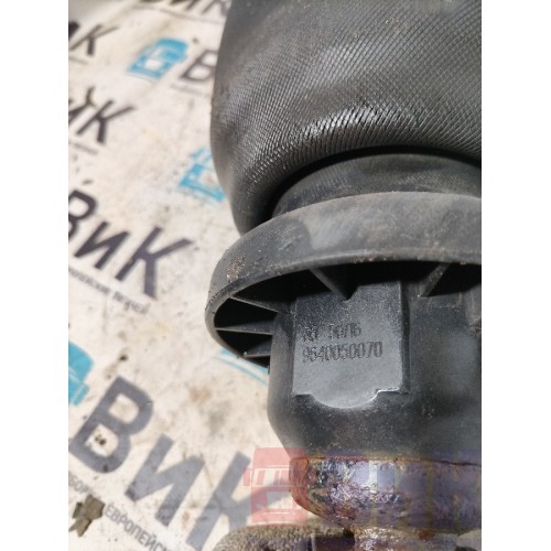 Подушка кабины передняя MAN TGA 086712 с деф. (370)-4