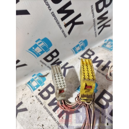 Проводка двери MAN TGA 086712 RH (331)-7