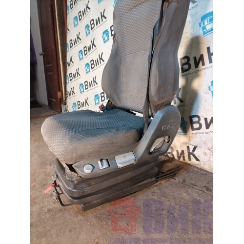 Сиденье водительское MAN TGA 086712 на воздухе с деф. (292)-8