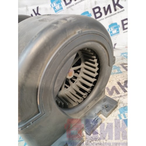 Моторчик отопителя (печки) MAN TGA 086712 в сборе с деф. (293)-4