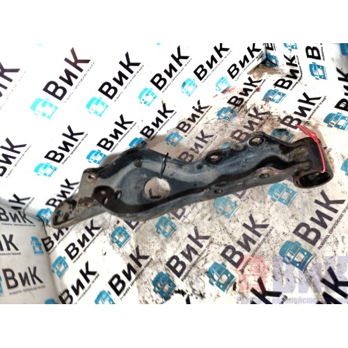 Кронштейн подушки кабины MAN TGA 086712 задний (242)