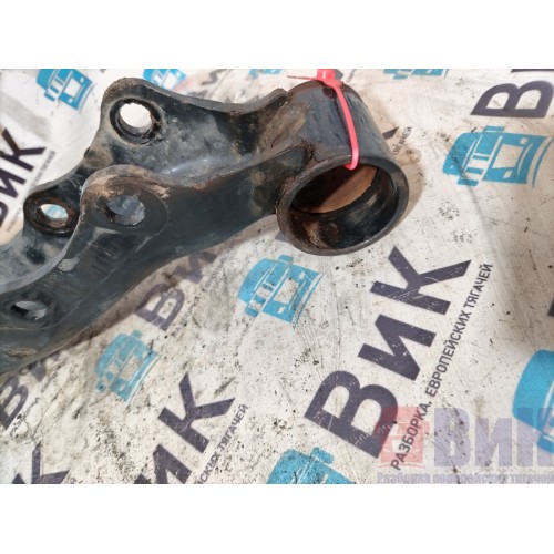 Кронштейн подушки кабины MAN TGA 086712 задний (242)-2