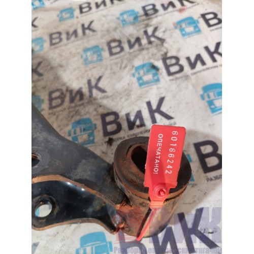 Кронштейн подушки кабины MAN TGA 086712 задний (242)-3