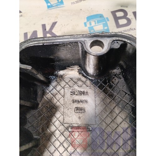 Крышка клапанная Scania G 400 DC13 PDE 084171 (650)-1