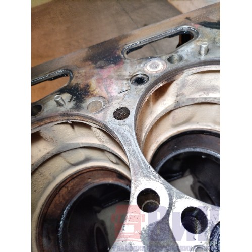 Блок цилиндров двигателя Scania G 400 DC13 103-L01 PDE 084171 (037)-8