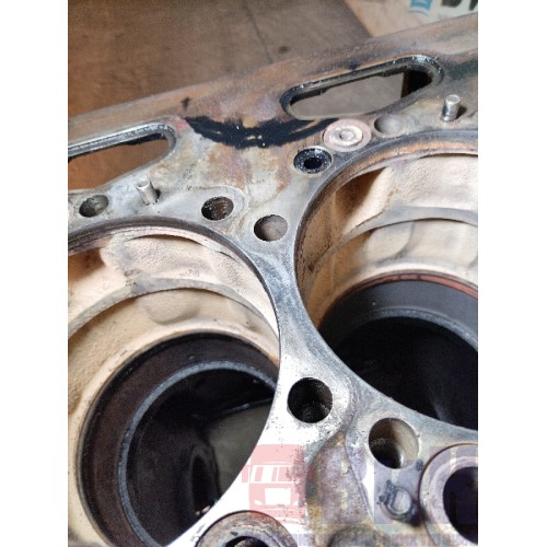 Блок цилиндров двигателя Scania G 400 DC13 103-L01 PDE 084171 (037)-7