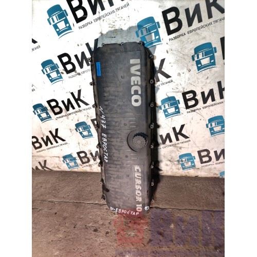 Крышка клапанная Iveco EuroStar Cursor 10 E3 160577 (661)