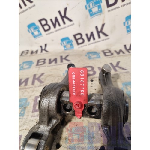 Ось коромысел (в сборе) с рокерами MAN TGX 052265 D2066 (760)-1