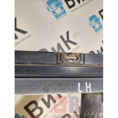 Накладка на кабину Mercedes Actros 477903 LH (566)-4