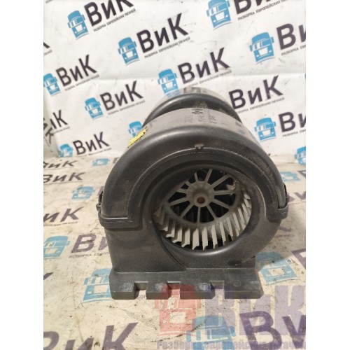 Моторчик отопителя (печки) Mercedes Actros 477903 BEHR (540)-1