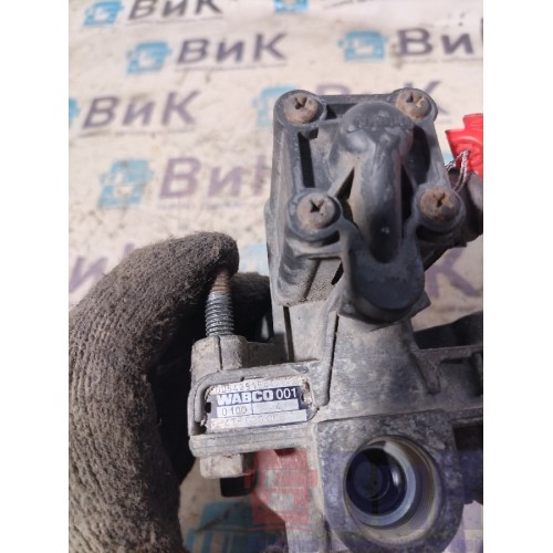 Клапан ускорительный Mercedes Actros 477903 (544)-3