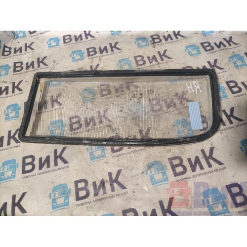 Стекло фары основной Mercedes Actros 477903 RH не ориг. (737)-2