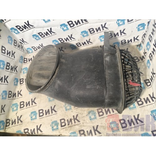 Патрубок воздушного фильтра Mercedes Actros 477903 лодочка (520)