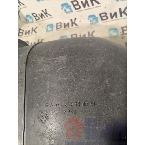 Патрубок воздушного фильтра Mercedes Actros 477903 лодочка (520)-1